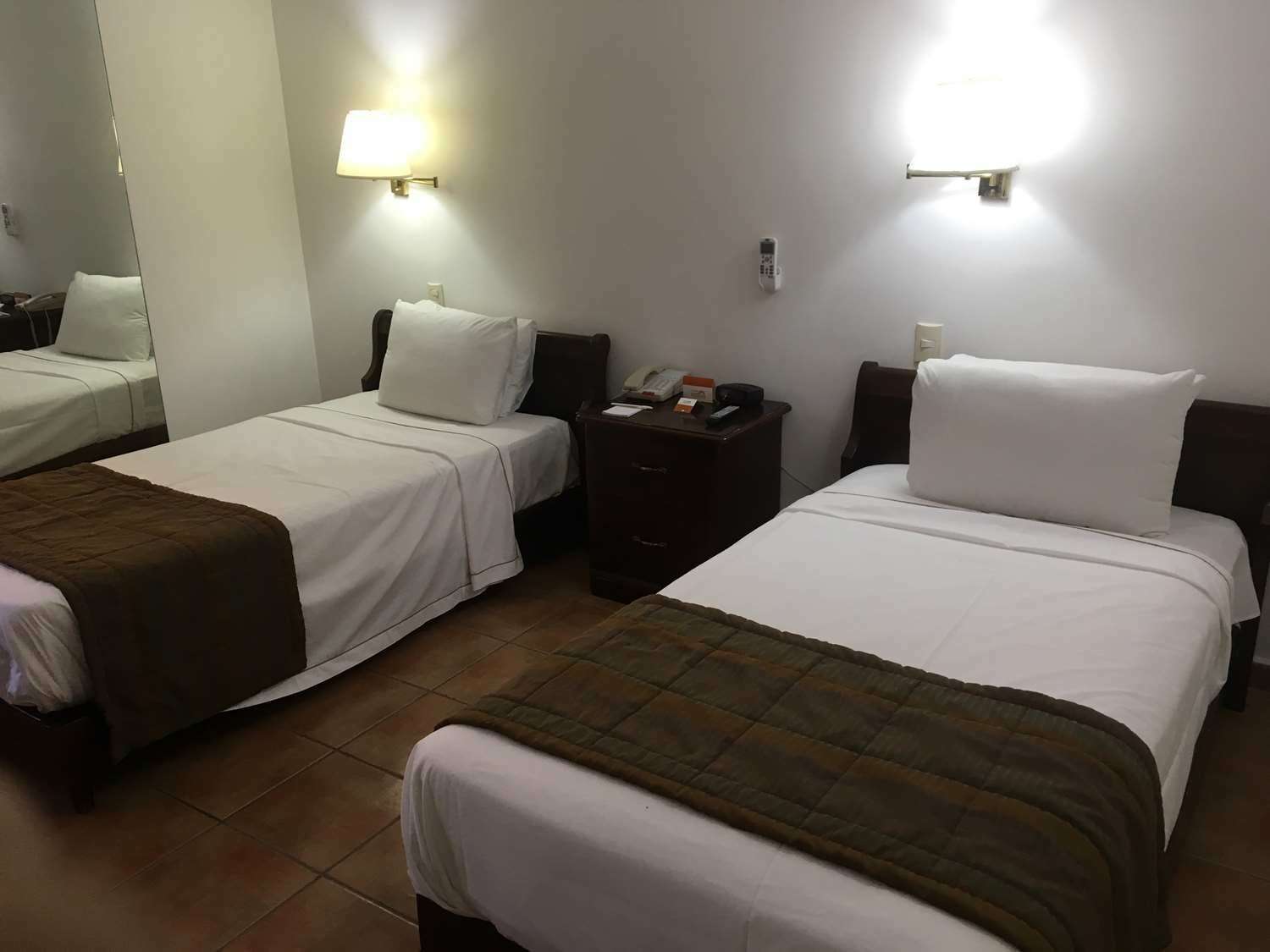 Best Western Saltillo Quarto foto